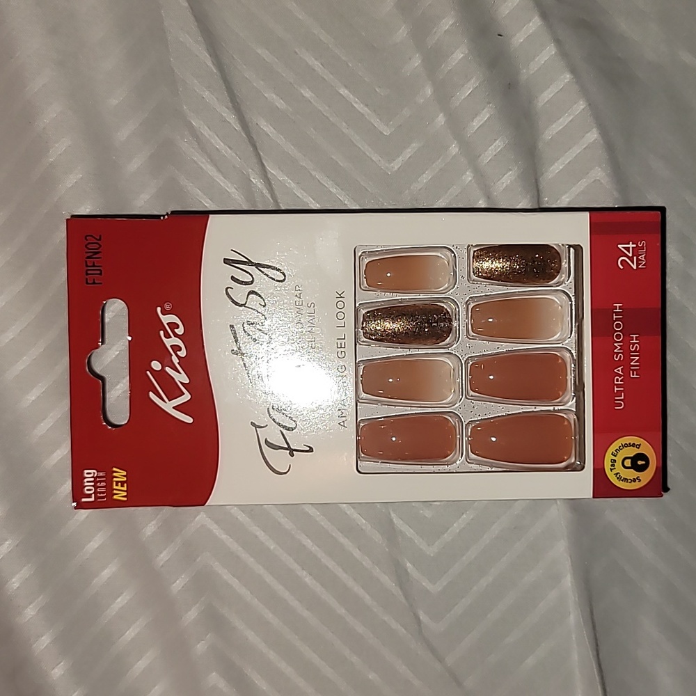 Kiss amazing gel look nail